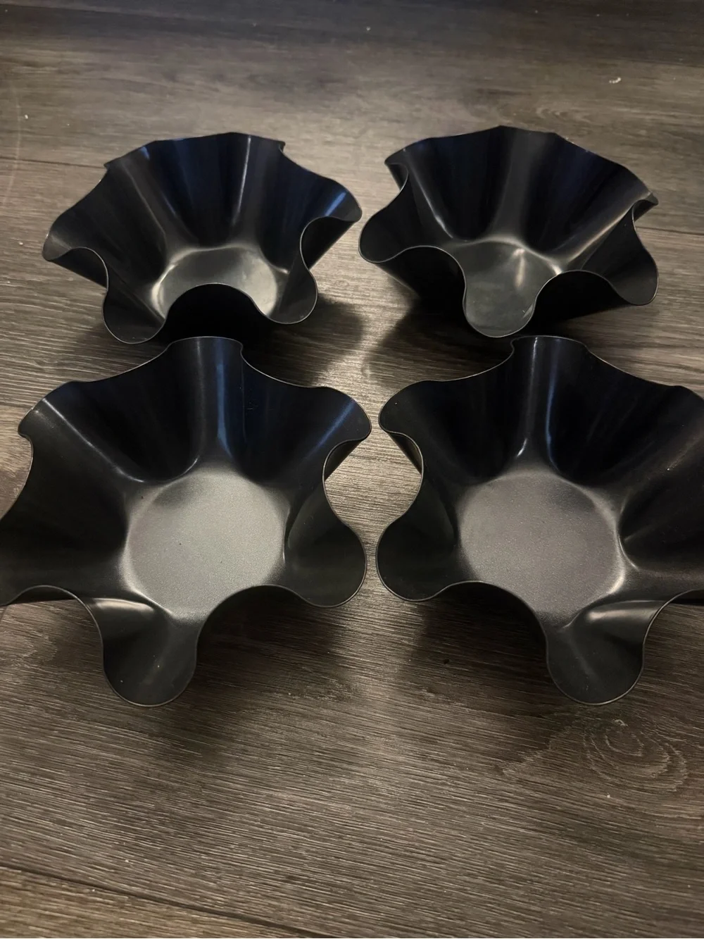 Black Decorative Ruffled Snack 4 Bowls - Home Dining